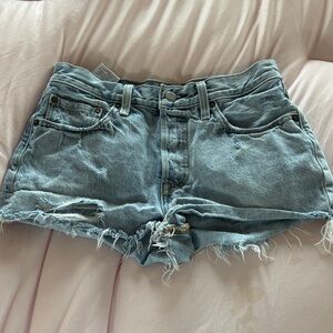 Casual Light Blue Denim Cutoff Shorts
